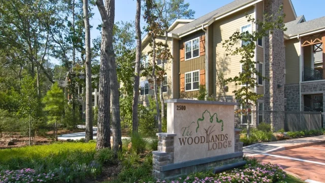 The Woodlands Lodge Houston Apartments Photo 1