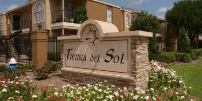 Tierra Del Sol Apartments Houston photo 7