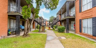 Town Park Apartments Houston Photo 1