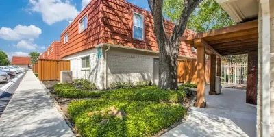 Tucasa Toawnhomes Irving Photo 1