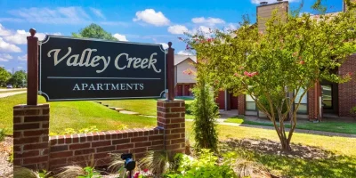 Valley Creek Apartments Photo 6