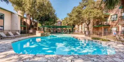 Warren Woodlands Apartments San Antonio Photo 1