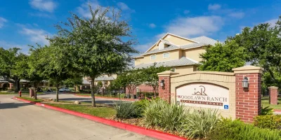 Woodlawn Ranch Apartments San Antonio Image